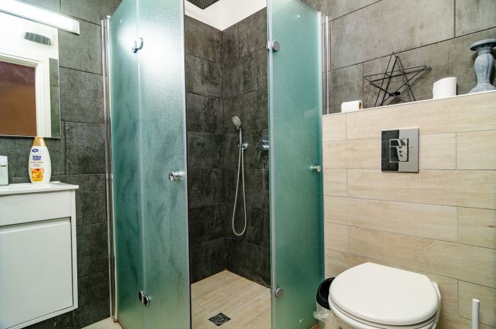 big-gallery-image